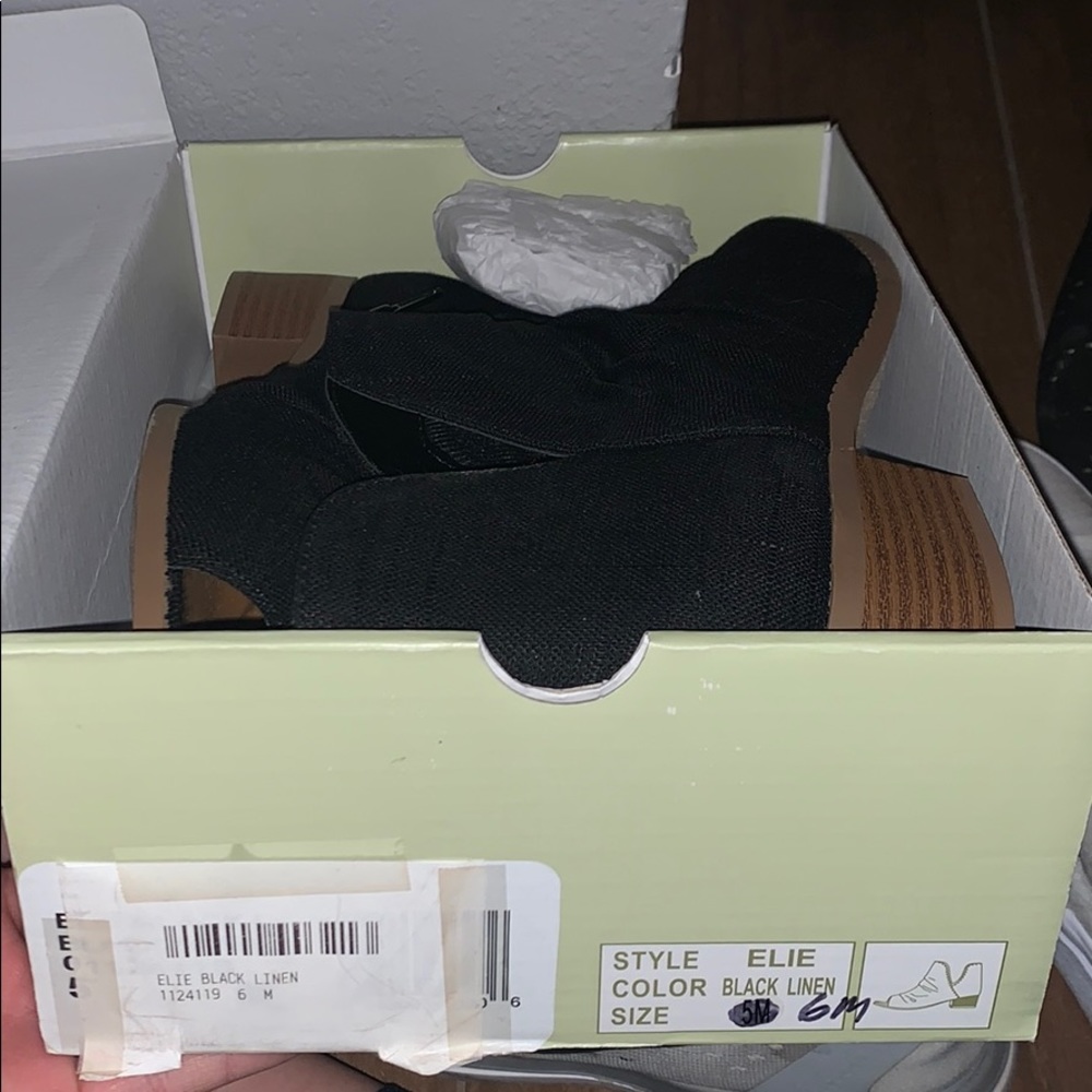 Brand New Women Open Toe Booties